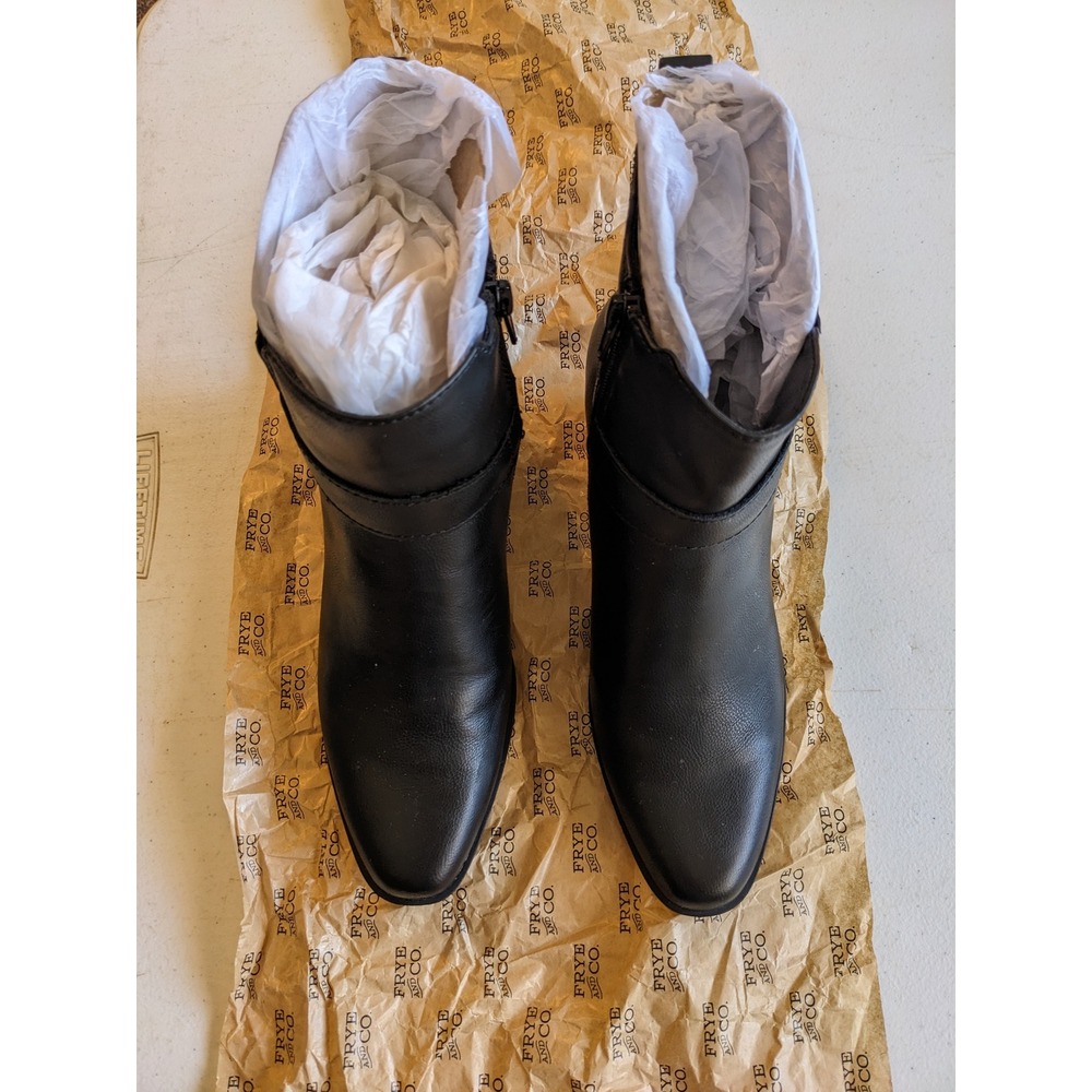 Frye and Co Suranne Black Pointed Toe Ankle Boots Block Heel PLF24-44312-028-163